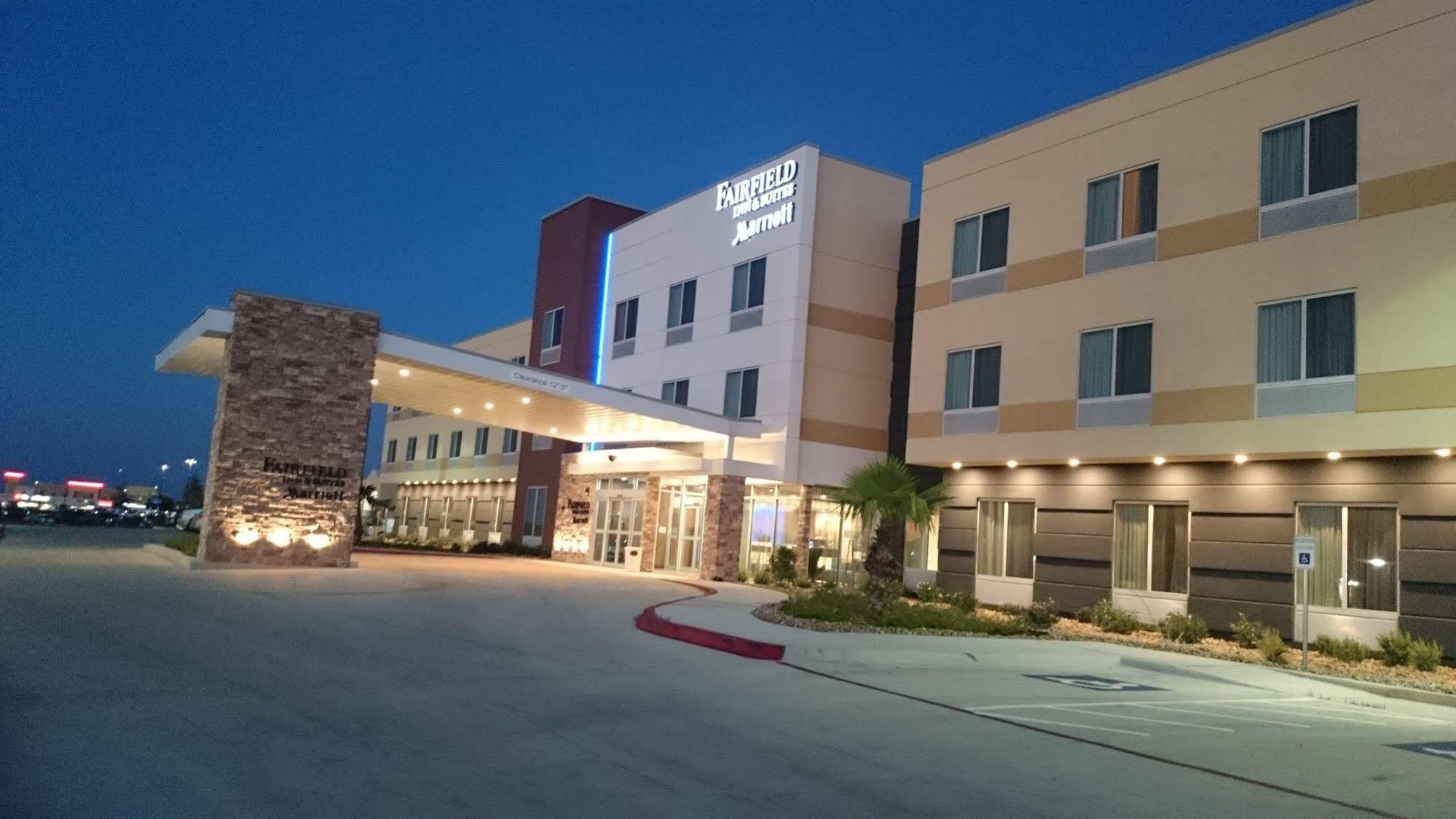 Fairfield Inn & Suites By Marriott Cuero Exteriér fotografie